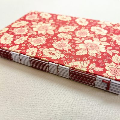 LIBRETA CON COSIDO VISTO